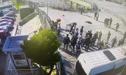 Adliye önünde silahlı saldırı: 2 polis yaralandı!..