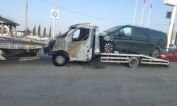 Bu nasıl iş? BBP'nin Genel Başkanı Destici’nin kaza yapan makam aracını taşıyan çekici Amasya’da yandı