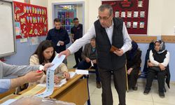 Kastamonu’da vatandaşlar okullara akın ediyor (video haber)