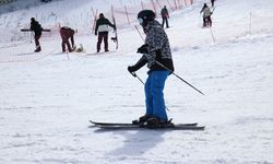 Kar yağışı Ilgaz Dağı'ndaki Yurduntepe'de kayak sezonunu uzattı