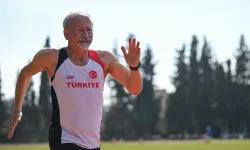 Geçirdiği kalp ameliyatına ve kansere rağmen atletizmde rekor kırdı!