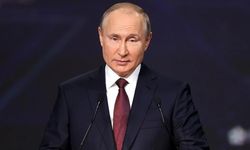 Oyların 87,8'ini alan Putin kazandı, tarihe geçti