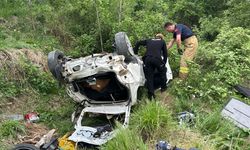 Karabük'te şarampole devrilen otomobilin sürücüsü kazayı yara almadan atlattı