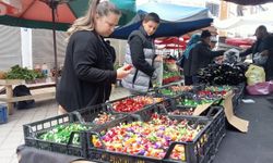 Samsun'da pazarlarda bayram yoğunluğu yaşanıyor