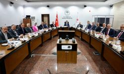 Milletvekilleri ve Başkan Arslan, Bakan Yumaklı ile yuvarlak masada toplandı