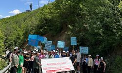 Artvin'de tütün ürünlerinin zararlarına dikkat çekmek için yürüyüş yapıldı