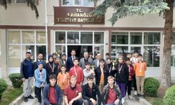 Başarılı okçuluk sporcularından Hamamözü Belediye Başkanı Demir'e ziyaret