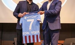 Trabzonspor Teknik Direktörü Avcı, "Spor Hayatına Bakış" sempozyumuna katıldı: