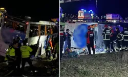 Yolcu otobüsü devrildi: 2 ölü, 40 yaralı!