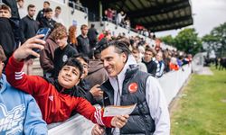 A Milli Futbol Takımı, Almanya'daki ilk idmanını taraftara açık yaptı