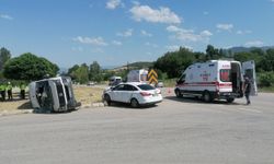 Tokat'ta otomobil ile minibüsün çarpıştığı kazada 18 kişi yaralandı