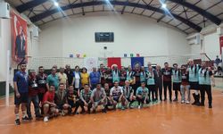 Yeniçağa'da kurumlar arası voleybol turnuvası düzenlendi