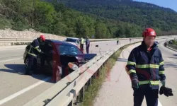 Kastamonu'da korkutan kaza: Bariyerlere çarparak durabildi!