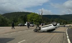 Kastamonu Ilgaz karayolunda feci kaza: Otomobil takla attı! Yaralılar var! (Görüntülü Haber)
