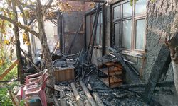 Kastamonu Tosya'da yangın: 2 katlı ev kullanılamaz hale geldi!