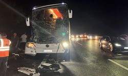 Yolcu otobüsü TIR’a çarptı: 25 yaralı! İstanbul'dan Sinop'a gidiyordu!