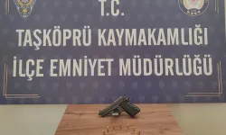 Taşköprü'de Ruhsatsız Tabancayla Yakalandı!