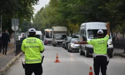 Kastamonu'da 412 servis denetlendi: 12 cezai işlem uygulandı, 1 araç trafikten men edildi!