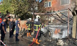 Kastamonu'da alevler yükseldi: Garaj ve iki ev yandı! (görüntülü haber)