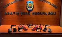 Kastamonu'da polis ekipleri evde arama yaptı! 4 tane tabanca çıktı! 1 gözaltı