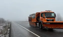 Çankırı-Kastamonu yolunda kar ve sis buluştu!