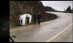 Yollar kayak pisti gibi: Kastamonu'da otomobil takla attı!