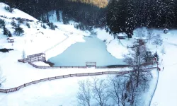 Kastamonu'da buz tutan gölet dron ile görüntülendi!