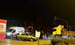 Kastamonu'da kaza! 2 otomobil çarpıştı: 2 yaralı