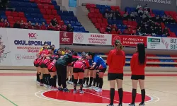 Kastamonu Esan Akü Merkez SK yarı finale galibiyetle başladı!