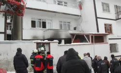 Kastamonu'da 12 yaşındaki çocuk faciaya engel oldu: 2 kişi hastaneye kaldırıldı!