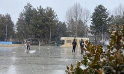 Taşköprü'de kar yağışı etkisini artırdı