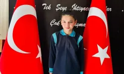 Taşköprü’den Türkiye Finaline: 23 Nisan Şiir Yarışmasında Büyük Başarı