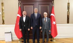 Kastamonulu yazar ve şairden Karabük Valisine ziyaret