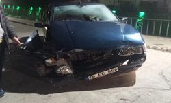 Kastamonu'da 2 otomobil çarpıştı