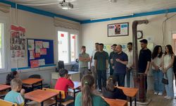 Kastamonu Üniversitesi öğrencileri köy okuluna hayat verdi