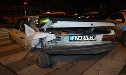 Zincirleme kaza: Kastamonu plakalı otomobil Kırıkkale'de kaza yaptı