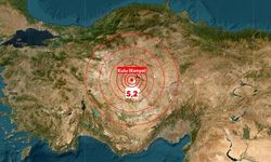 Son dakika: Sallanıyoruz, 5,2 büyüklüğünde deprem oldu!