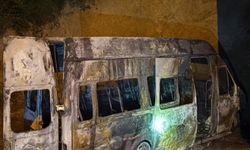 Feci olay: Kastamonu’da muhtarın minibüsü alev alev yandı!