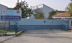 Kastamonu Cezaevinde tahliyeler başladı: Bayram öncesi kader mahkumları ailelerine kavuştu