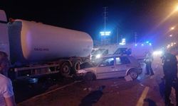 Korkunç kaza: Karşı şeride geçerek akaryakıt tankeriyle çarpıştı: 1 ölü!