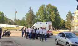 Taşköprü'de motosiklet kazası: Ambulansla hastaneye kaldırıldı