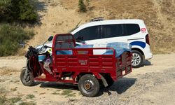3 tekerlekli motosiklet kaza yaptı: 4'ü çocuk 6 yaralı