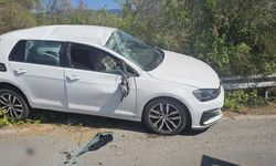 Taklalar atarak uçuruma sürüklenen araç, şans eseri durmayı başardı