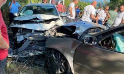 Araçlar hurdaya döndü: Çok sayıda yaralı var