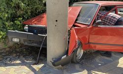 Kastamonu'da feci kaza: Otomobil beton direğe çarptı! (görüntülü haber)