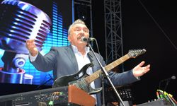 Kastamonu sahilinde ünlü sanatçılar unutulmaz bir gece yaşattı
