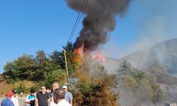 Kastamonu’nun ilçesinde ikinci orman yangını: 4 samanlık yandı