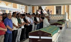 Komşuda korkunç kaza: Yağ tankına düşen anne ve 12 yaşındaki oğlu defnedildi