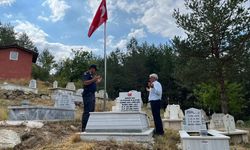 Muğla'da şehit olmuştu: Kastamonu'daki kabri başında dualarla anıldı!