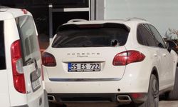 Park halindeki otomobile kurşun yağdırdılar!